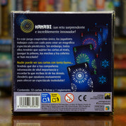 Trasera del juego Hanabi disponible en Mana House – Espectáculo de fuegos artificiales, Dar pistas inteligentes, Cartas invertidas, Experiencia cooperativa, Evitar errores para ganar.