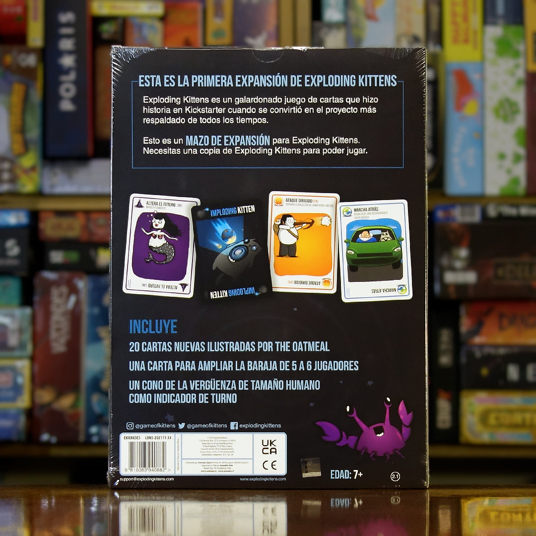 Trasera de la expansión 'Imploding Kittens' para 'Exploding Kittens' disponible en Mana House - Nuevas Cartas, Gatito Implosivo, Cono de la Vergüenza, Mayor Cantidad de Jugadores. Gatitos Explosivos