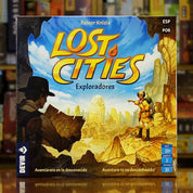 Portada del juego de mesa 'Lost Cities: Exploradores' disponible en Mana House – Cartas, Exploración, Estrategia, Aventura, Juego para Dos.