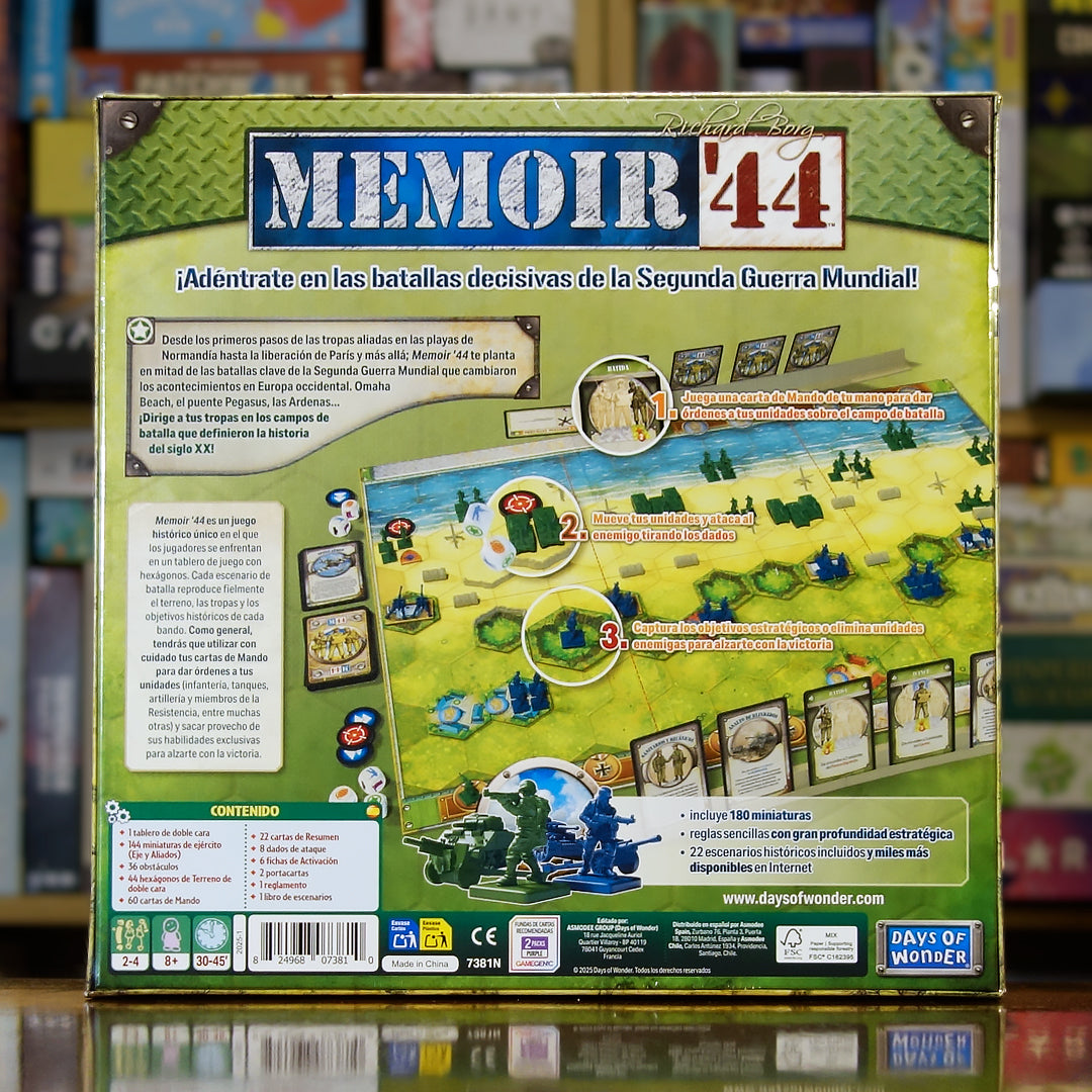 Trasera del juego Memoir ’44 disponible en Mana House – Escenarios recreados fielmente, Cartas de mando, Unidades con habilidades únicas, Sistema táctico accesible, Revive operaciones históricas en Europa Occidental.