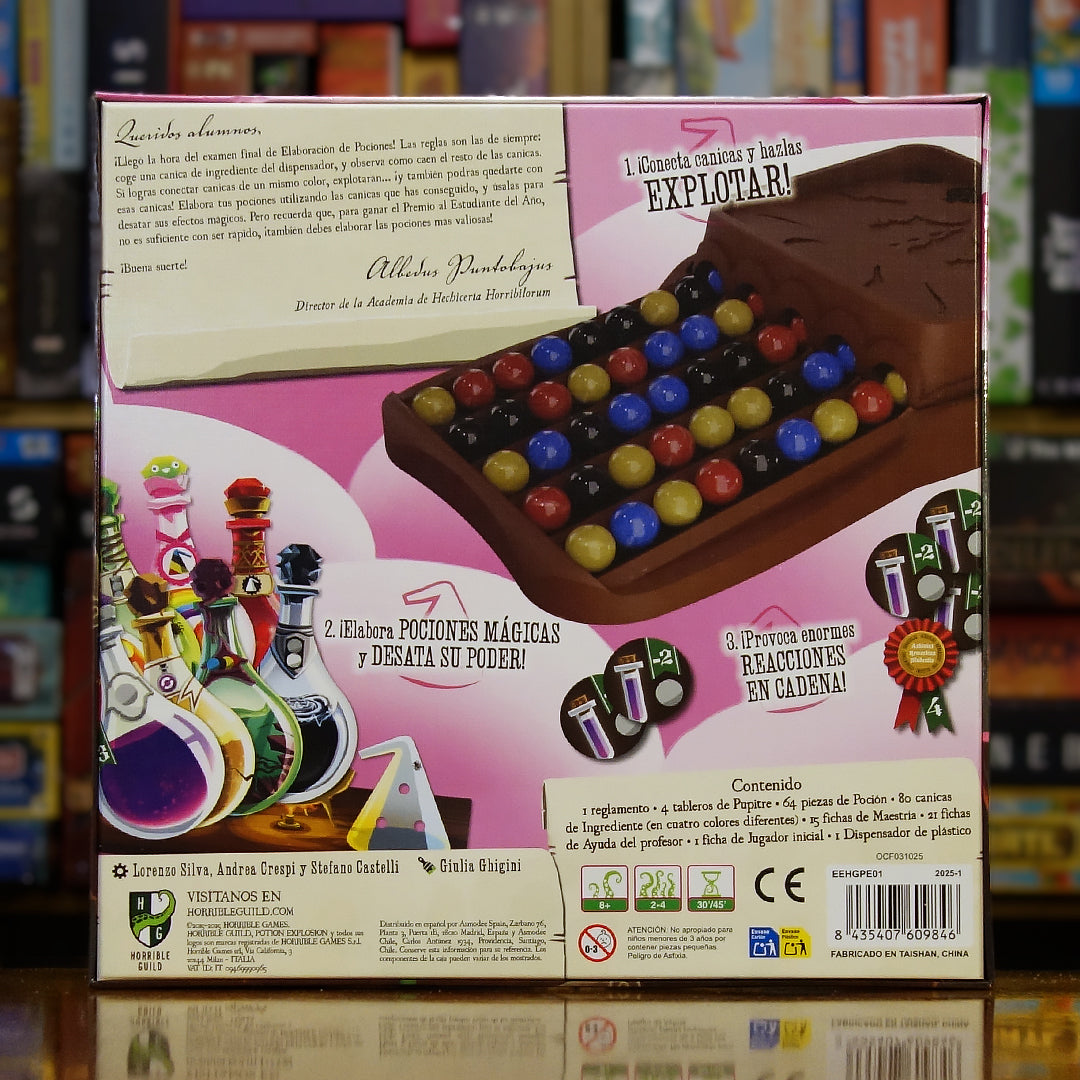 Trasera del juego 'Potion Explosion' disponible en Mana House – Dispensador de canicas, Recetas de pociones, Poderes mágicos, Estrategia y planificación, Estilo colorido y llamativo.