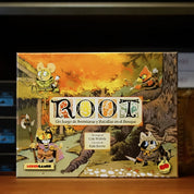 Portada del juego 'Root' disponible en Mana House – Juego de aventura y guerra, Control del bosque, Facciones asimétricas, Gatos Alianza y Eyrie, Estrategia competitiva.