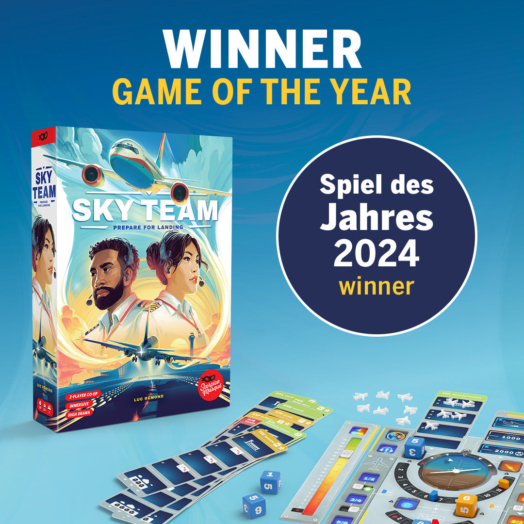 Portada del juego Sky Team disponible en Mana House – Juego cooperativo exclusivo para 2 jugadores, ambientado en la cabina de un avión; incluye dados, tablero y cartas de maniobra; ganador del premio Spiel des Jahres 2024 como Juego del Año. Winner
